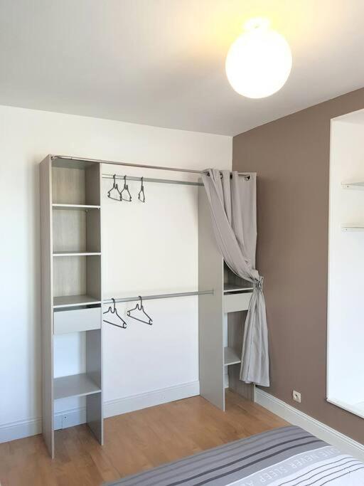 Le Refuge Des Corderies Apartment Blois Bagian luar foto